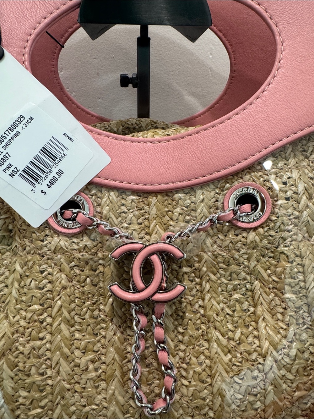 💋Chanel Pink PVC and Straw Tote Bag - Picture 2 of 7